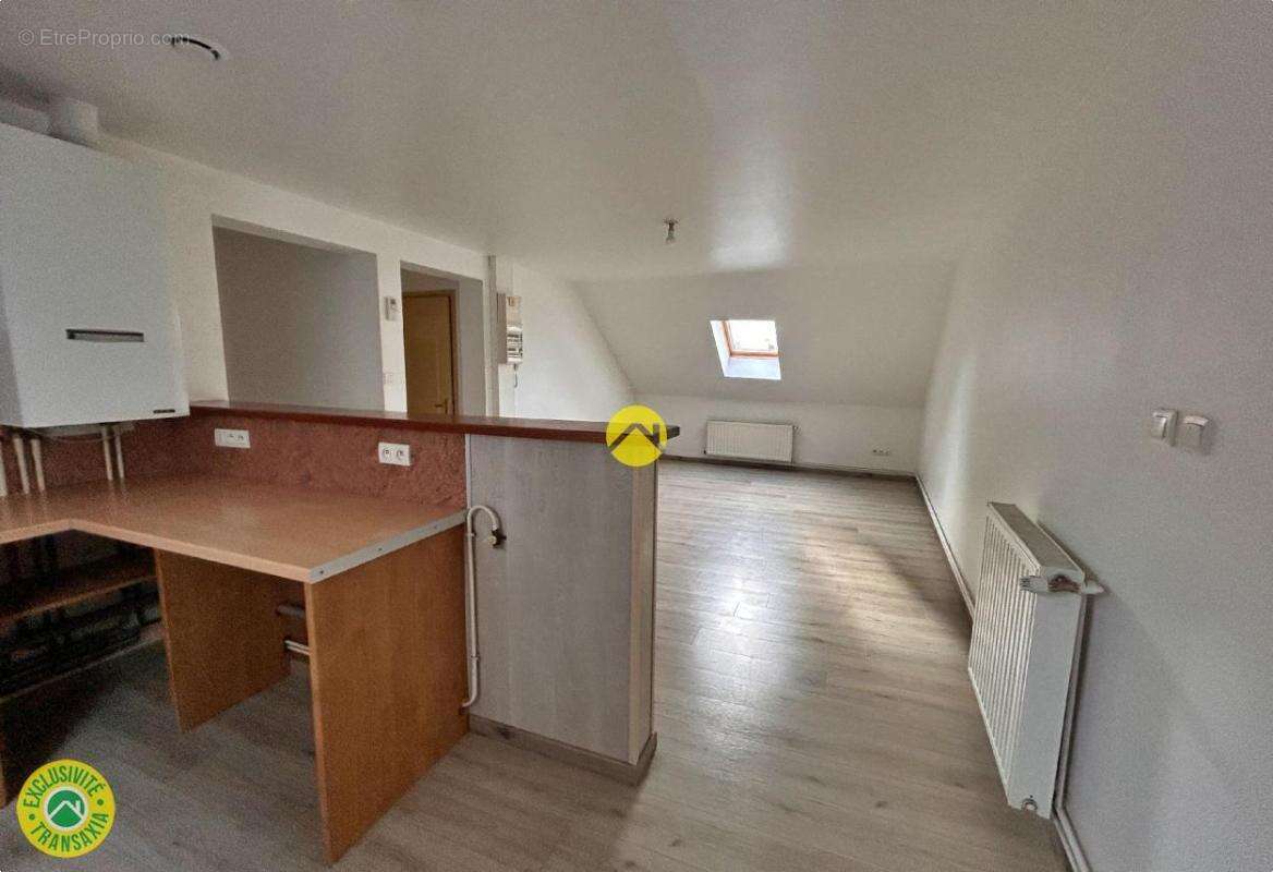 Appartement à FRUGES