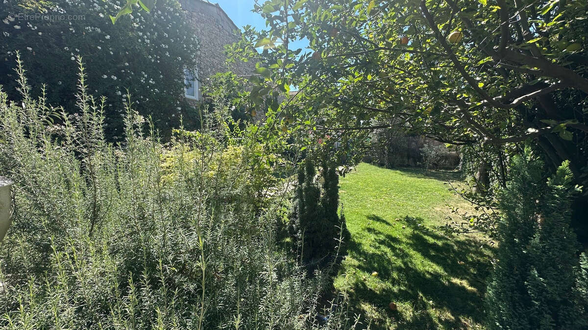 Maison à SAINT-MAURICE-SUR-EYGUES