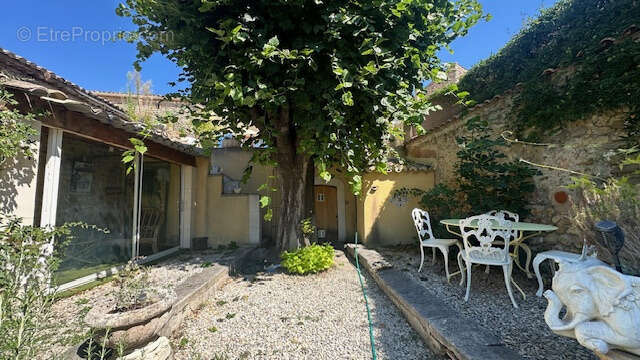 Maison à SAINT-MAURICE-SUR-EYGUES