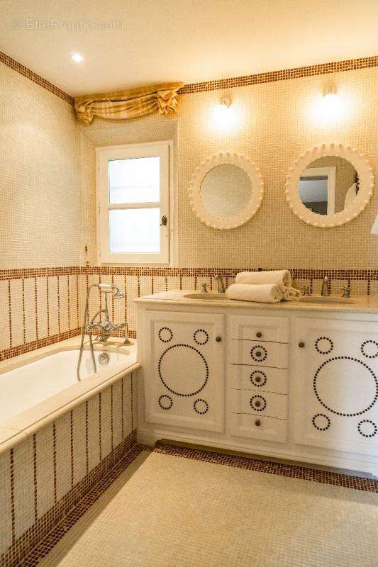 Maison à RAMATUELLE