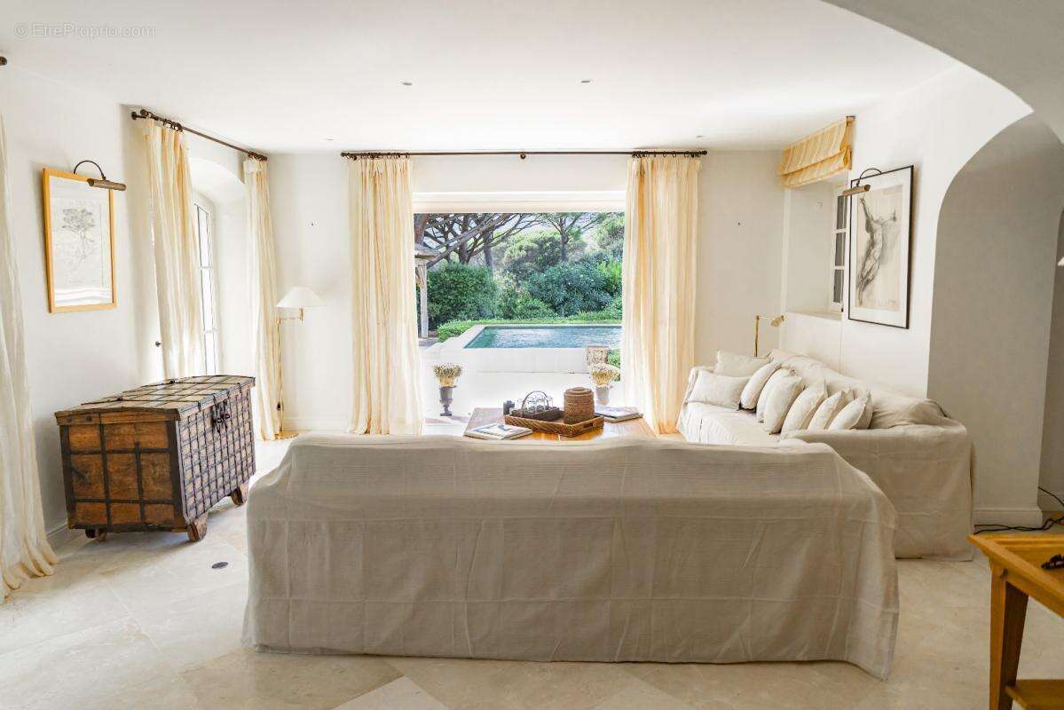 Maison à RAMATUELLE