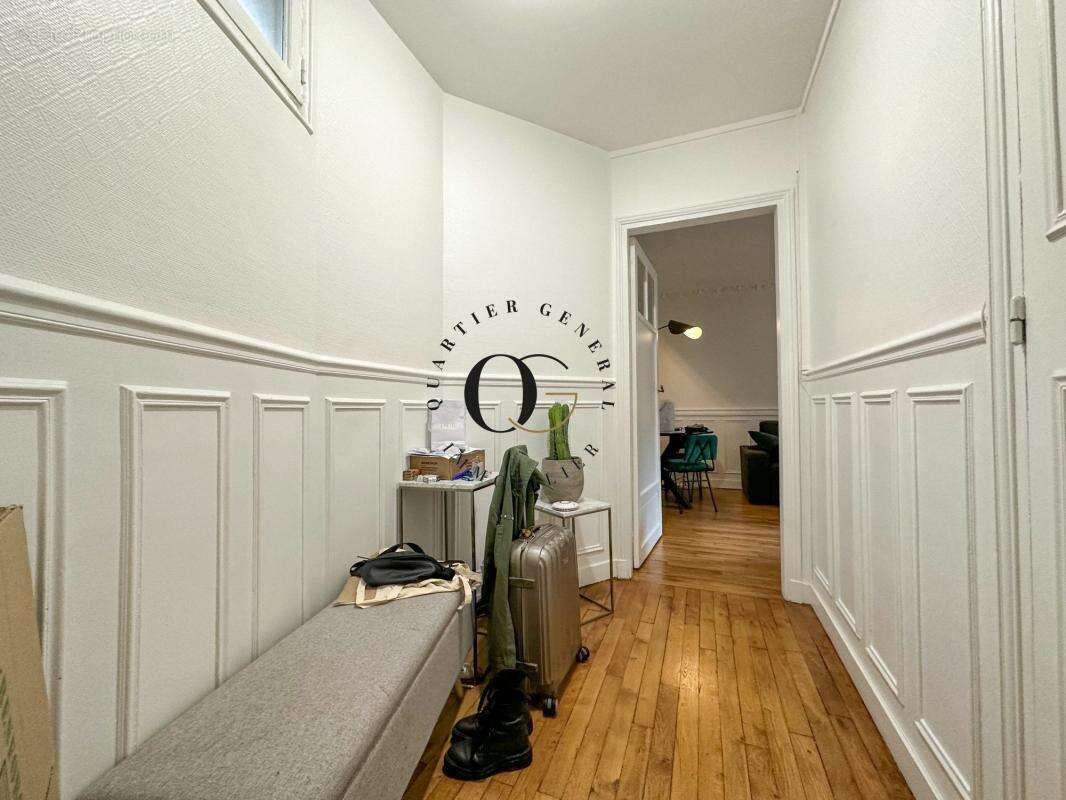 Appartement à PARIS-14E