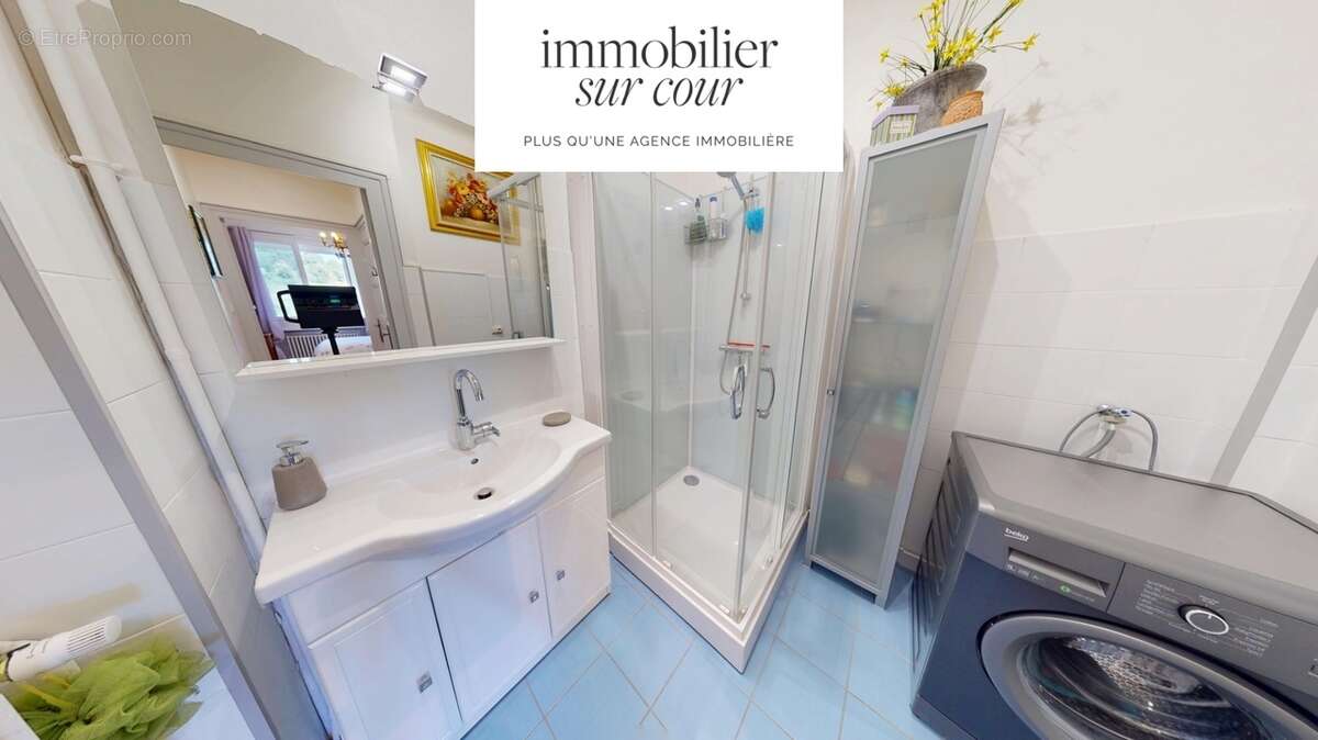 Appartement à SAINT-ETIENNE