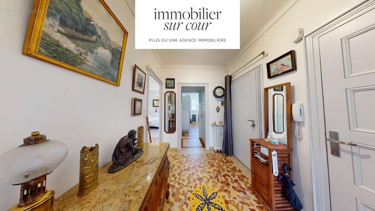 Appartement à SAINT-ETIENNE