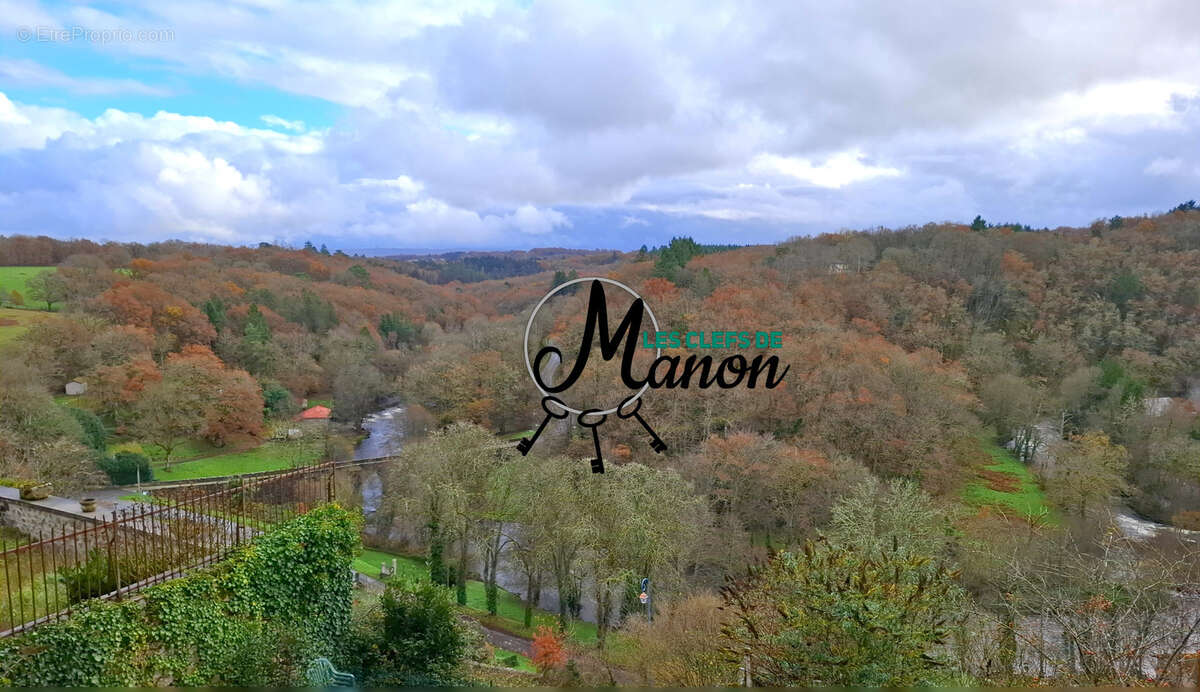 Maison à CHATEAUPONSAC