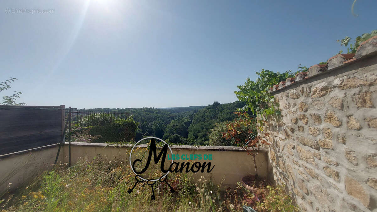 Maison à CHATEAUPONSAC