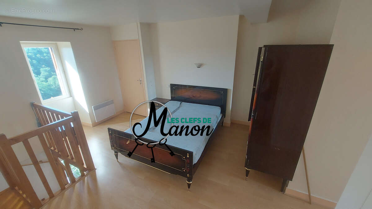 Maison à CHATEAUPONSAC