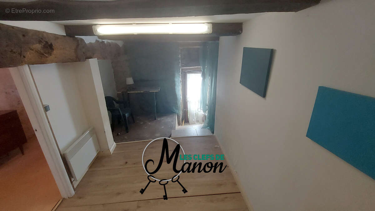 Maison à CHATEAUPONSAC