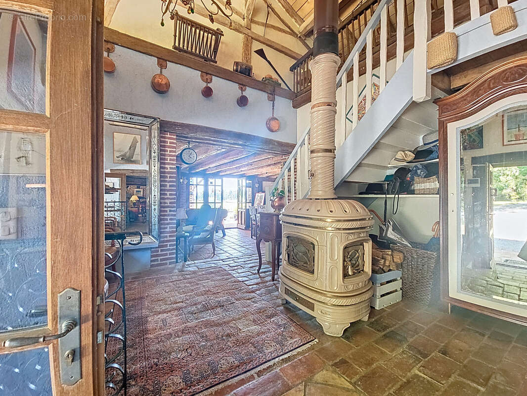 Maison à MONTREVEL-EN-BRESSE