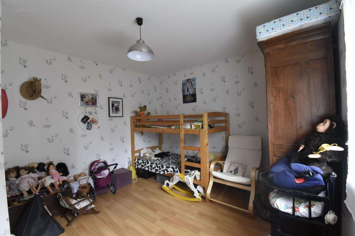 Maison à COSNE-COURS-SUR-LOIRE