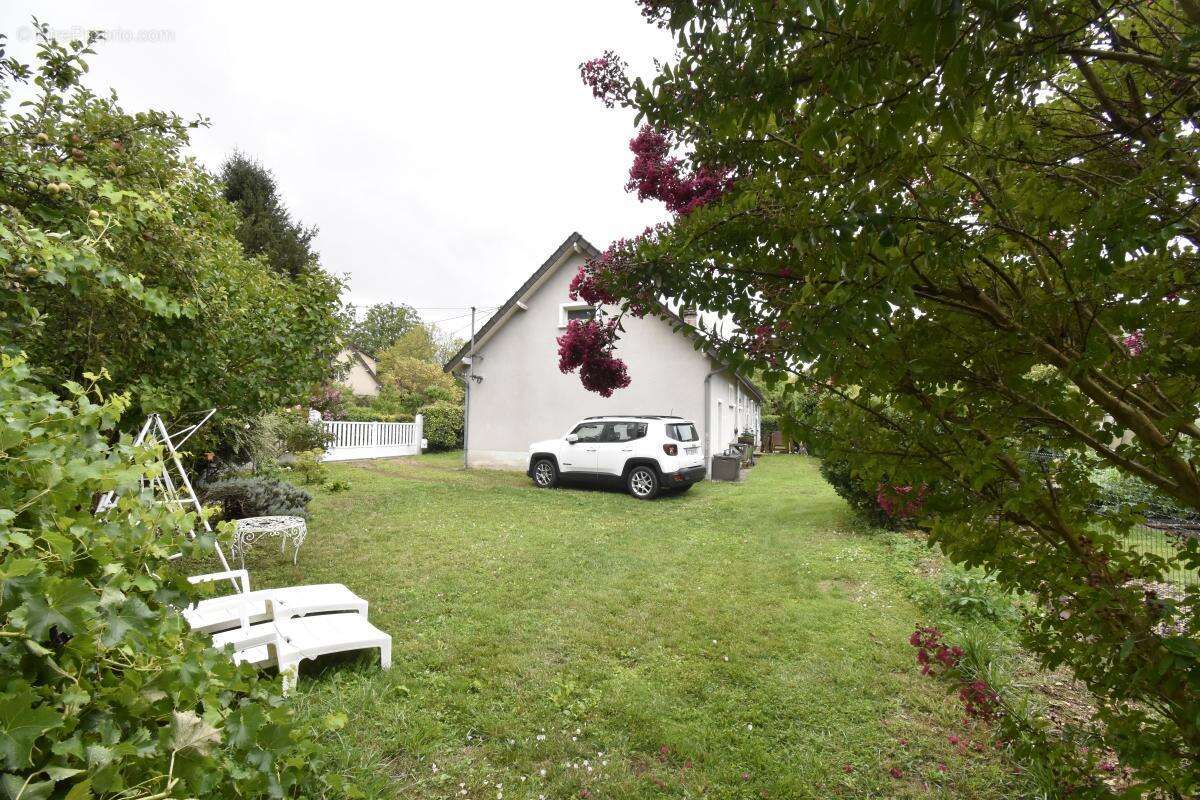 Maison à COSNE-COURS-SUR-LOIRE