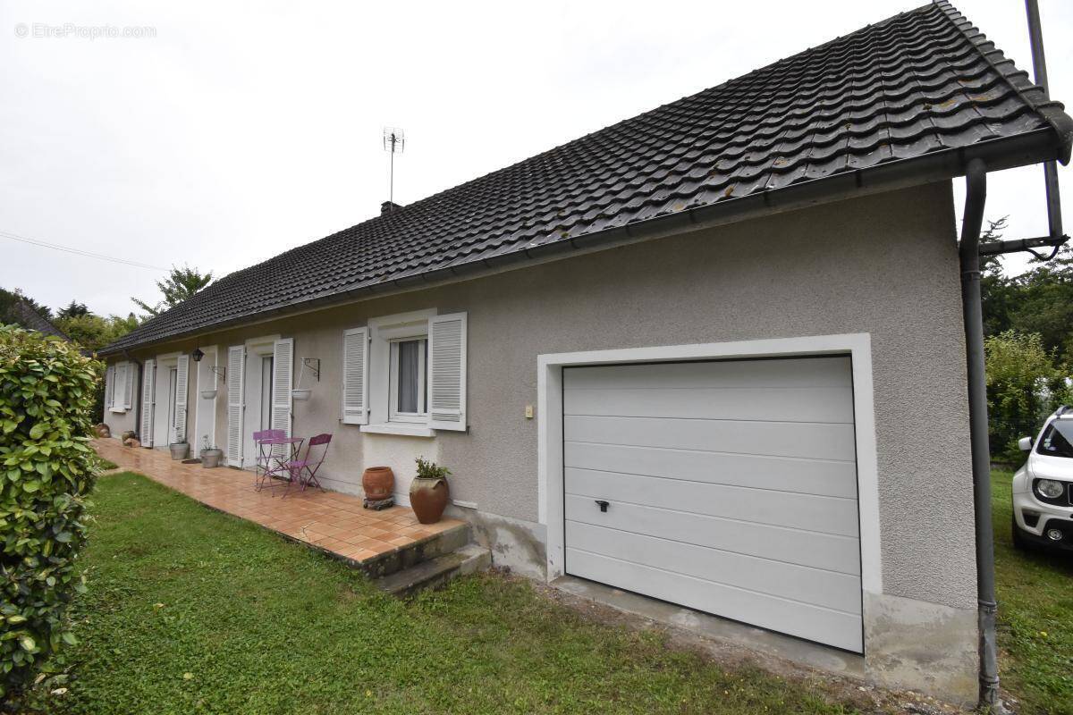 Maison à COSNE-COURS-SUR-LOIRE