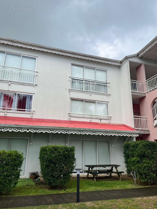 Appartement à BAIE-MAHAULT