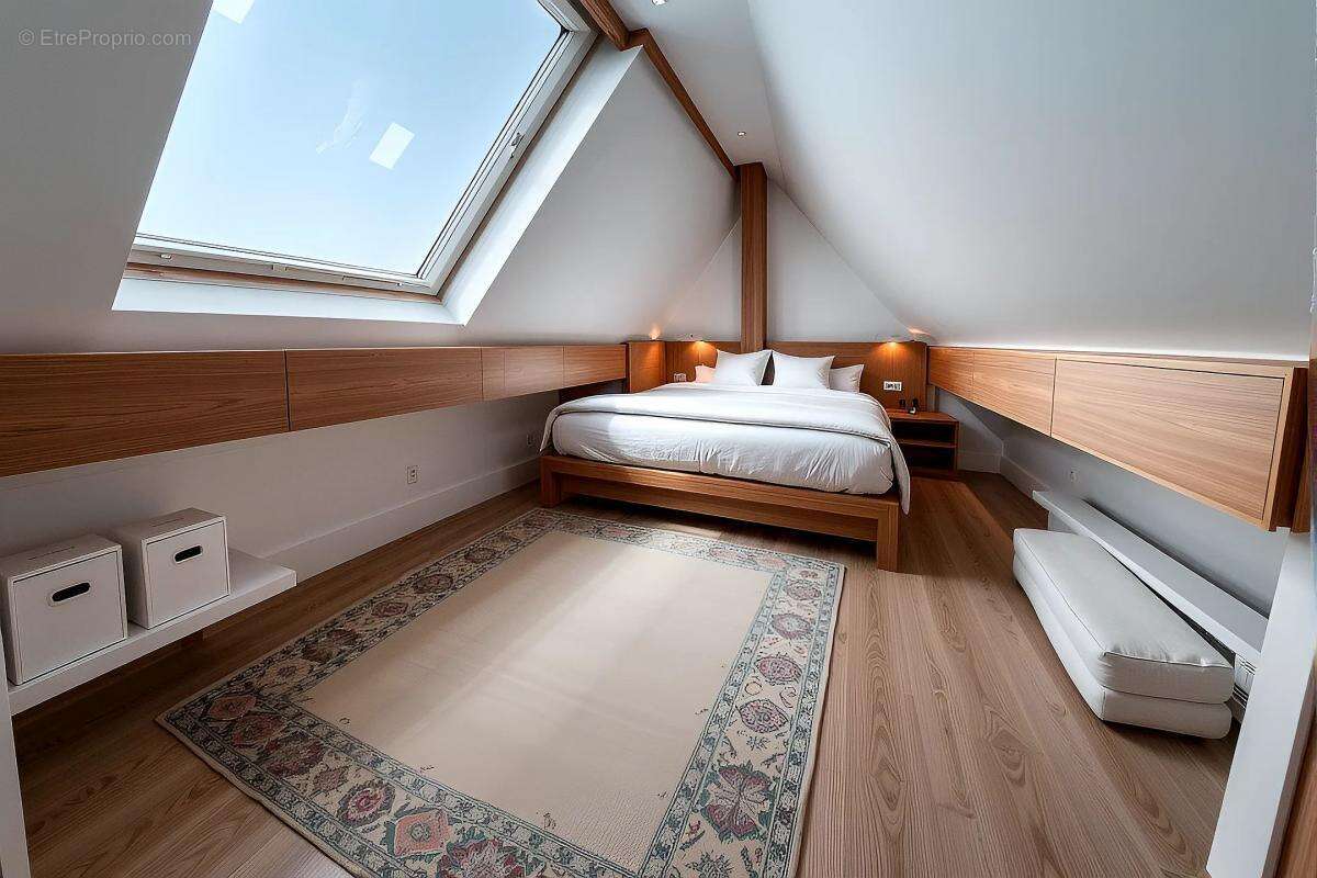 Maison à CUISE-LA-MOTTE