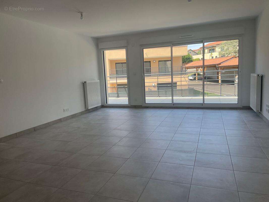 Appartement à VAUGNERAY