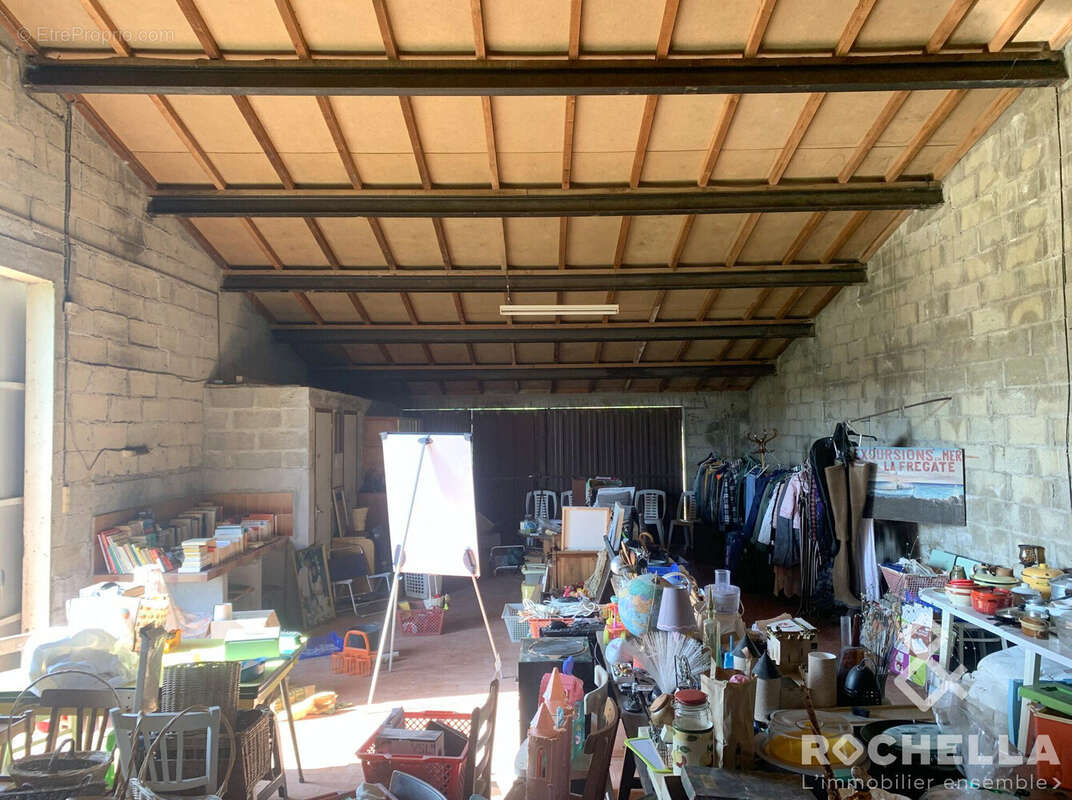 Parking à LE CHATEAU-D&#039;OLERON