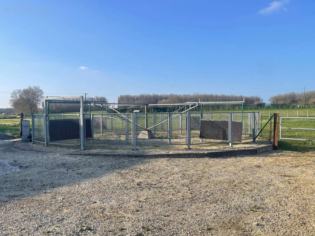 Maison à CHEF-BOUTONNE