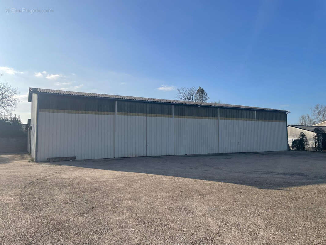 Maison à CHEF-BOUTONNE