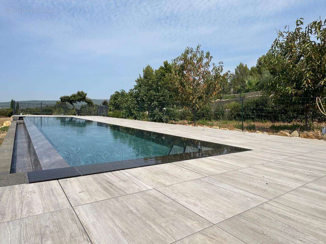 Maison à LA CADIERE-D'AZUR