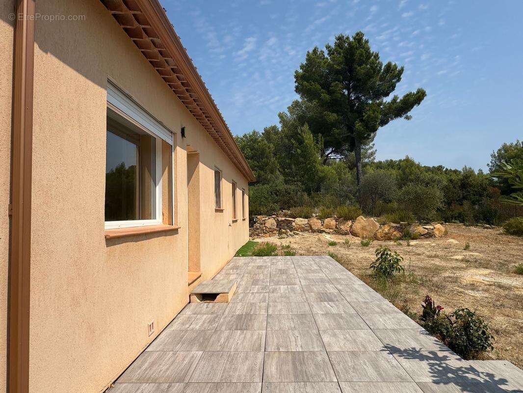 Maison à LA CADIERE-D'AZUR