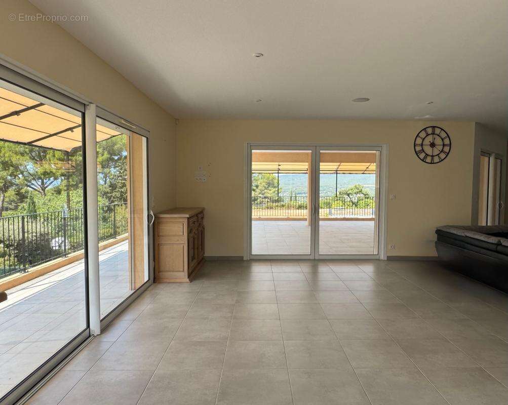 Maison à LA CADIERE-D'AZUR