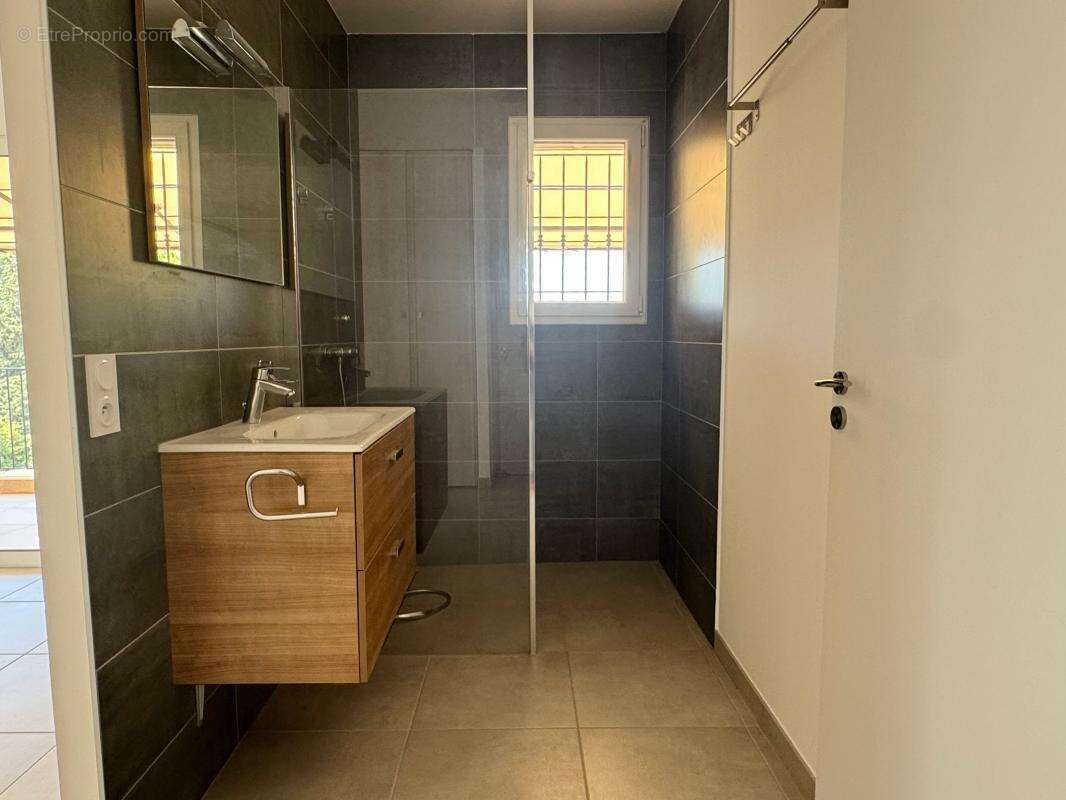 Maison à LA CADIERE-D'AZUR