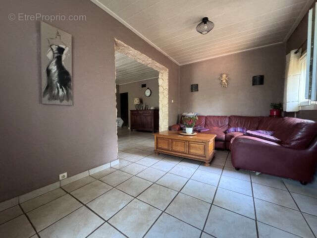 Appartement à MIRABEAU