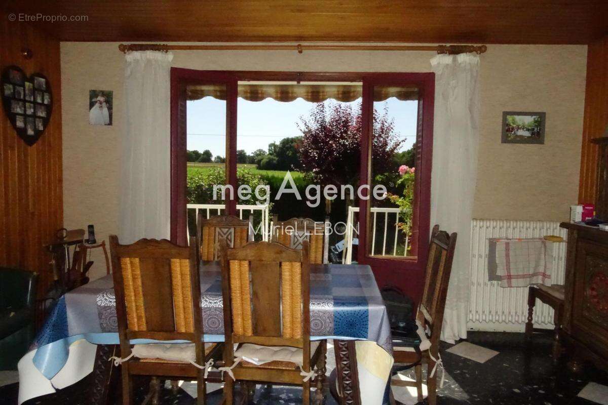 Maison à SENS-DE-BRETAGNE