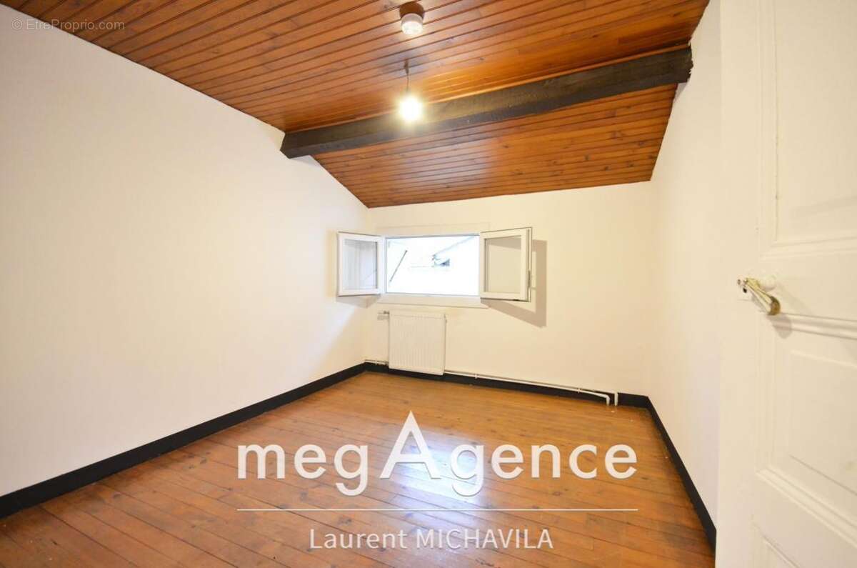 Maison à SAINT-PONS-DE-THOMIERES