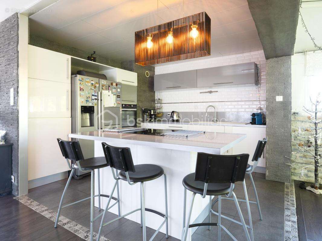 Maison à MOULINS-LES-METZ