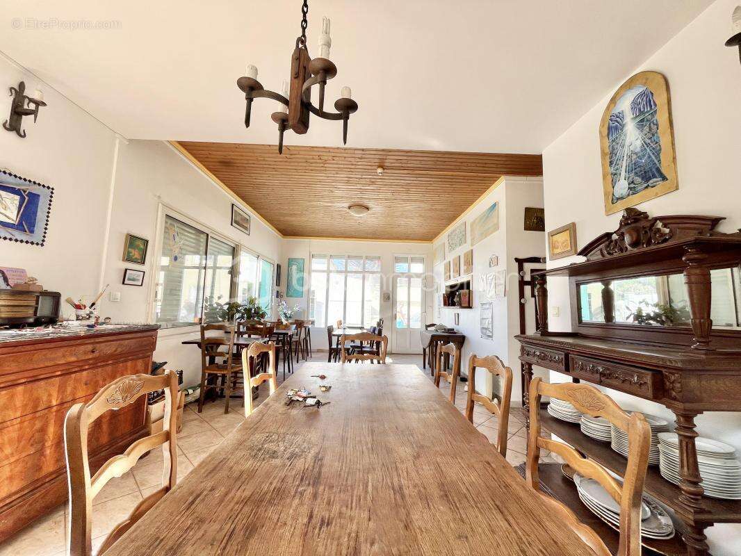 Appartement à SAINT-MICHEL-CHEF-CHEF