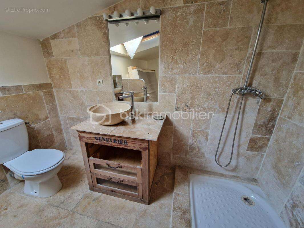 Maison à GREOUX-LES-BAINS