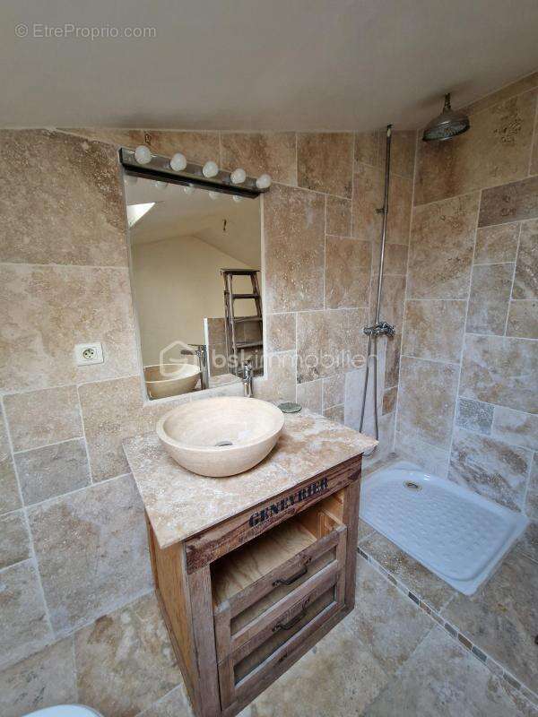 Maison à GREOUX-LES-BAINS