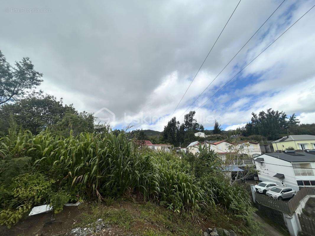 Terrain à SAINT-DENIS