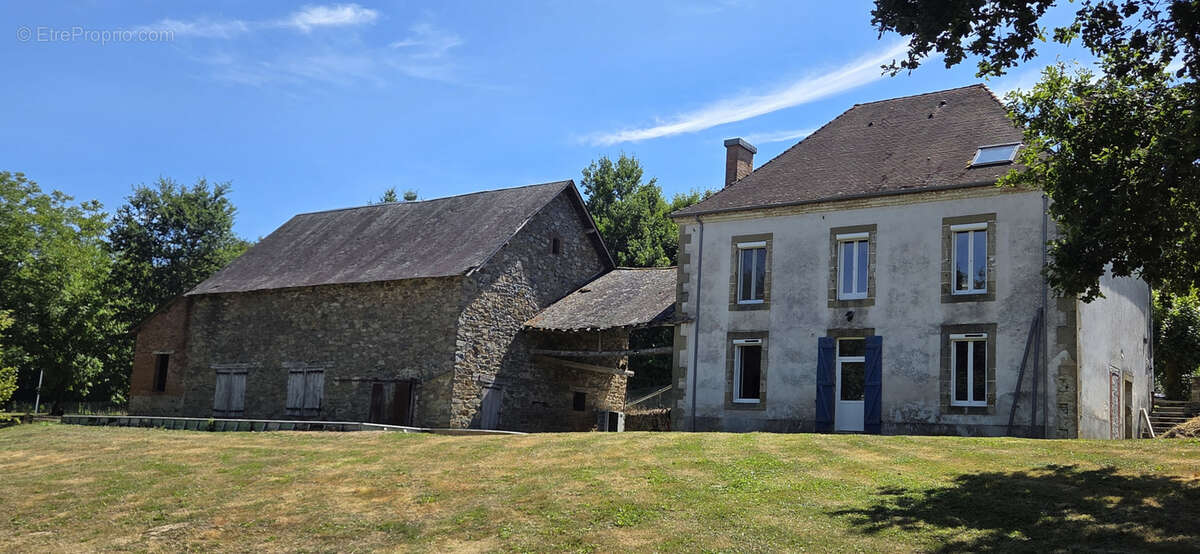 Maison à LUBERSAC