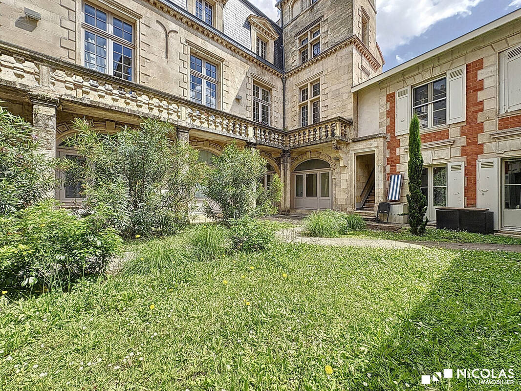 Appartement à BORDEAUX