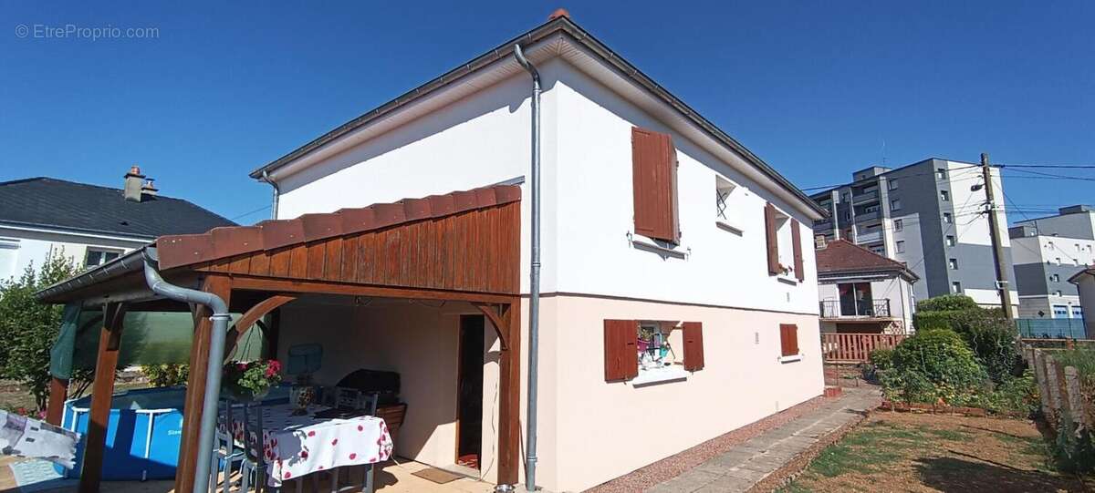 Maison à VARENNES-VAUZELLES