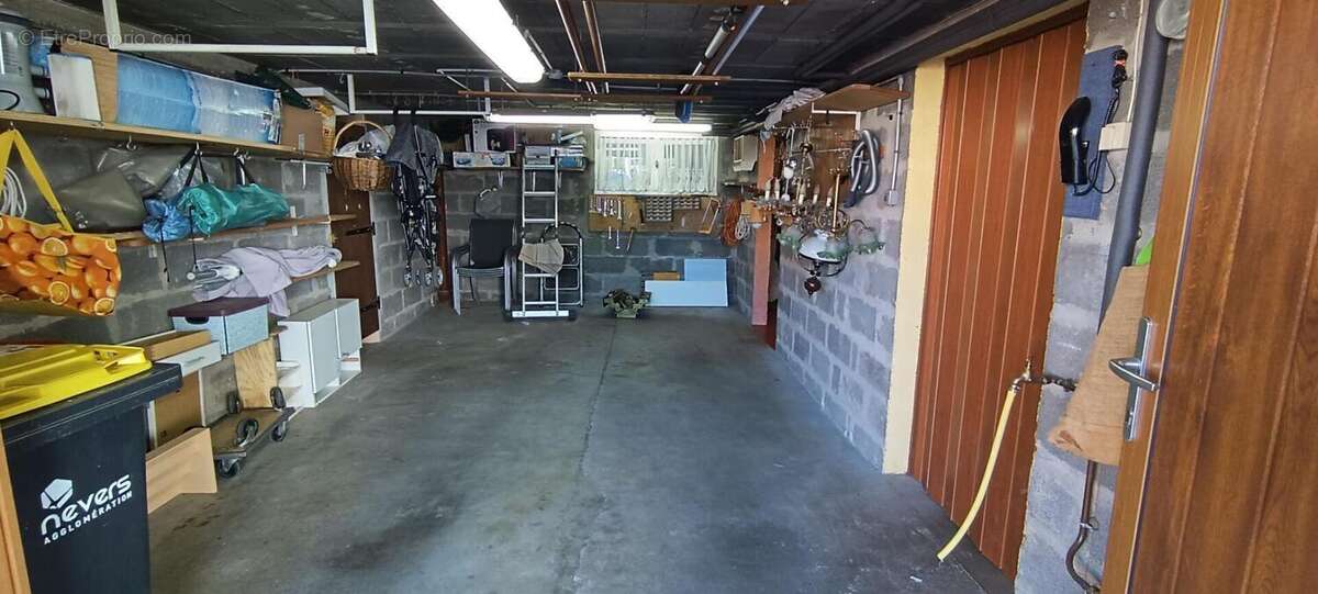 Maison à VARENNES-VAUZELLES