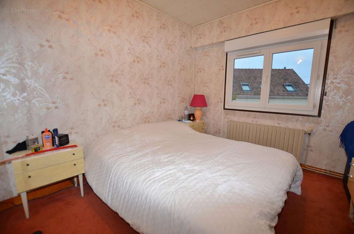 Appartement à SAINTE-GENEVIEVE-DES-BOIS