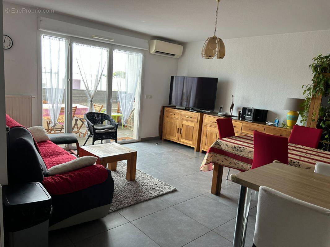 Appartement à JUVIGNAC