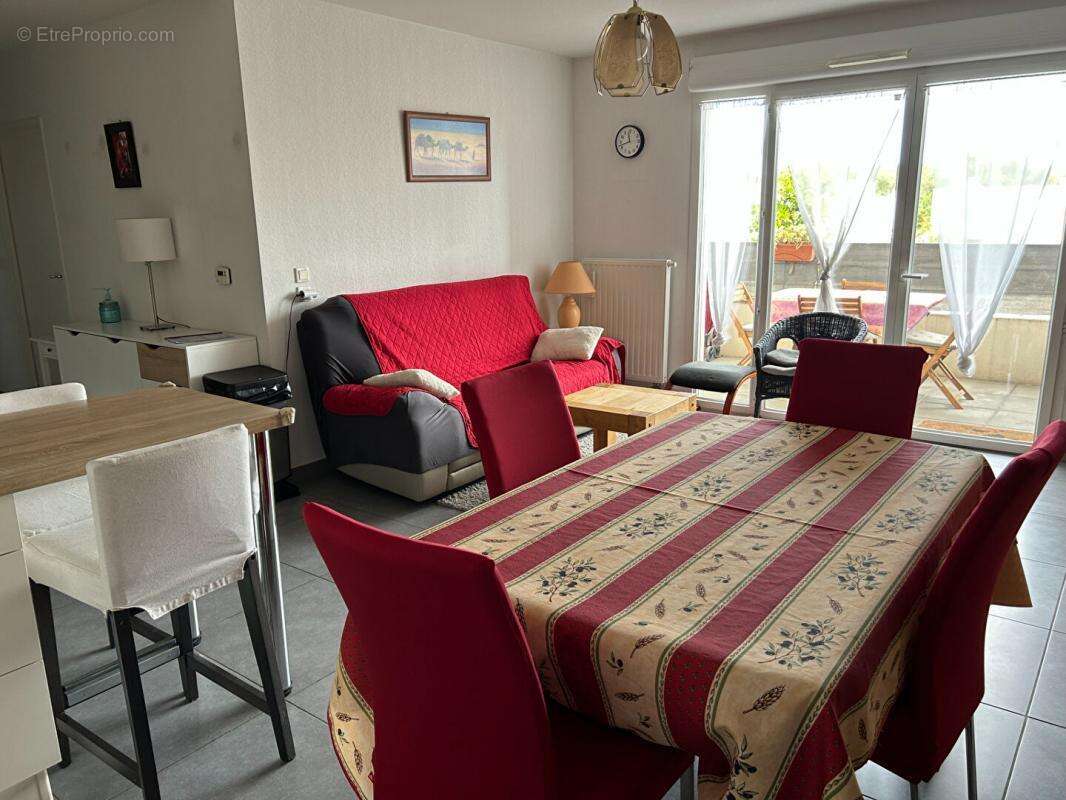 Appartement à JUVIGNAC