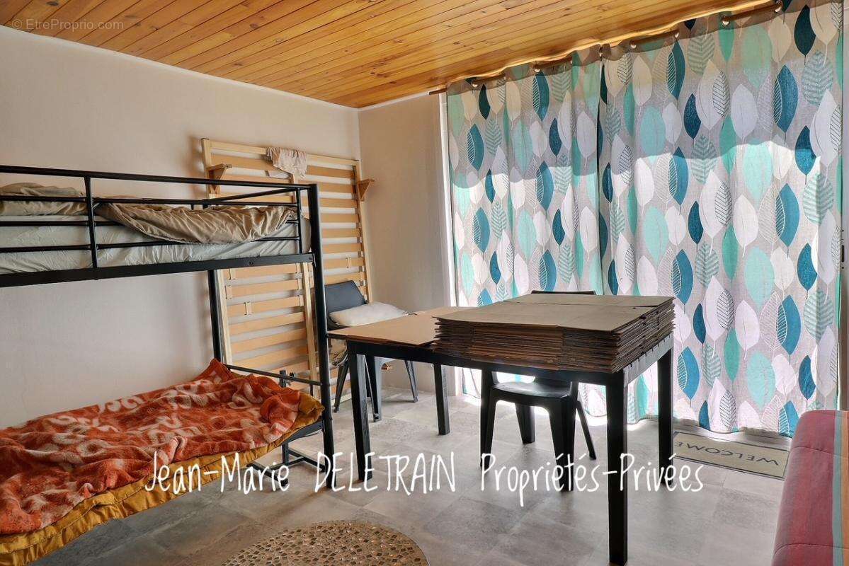 Maison à LA ROQUILLE