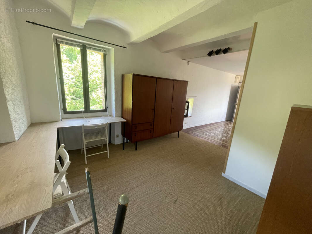 Maison à MOLIERES-SUR-CEZE