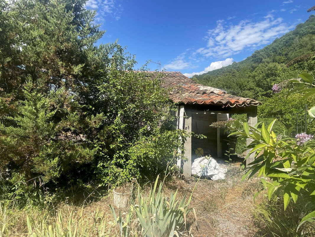 Maison à MOLIERES-SUR-CEZE