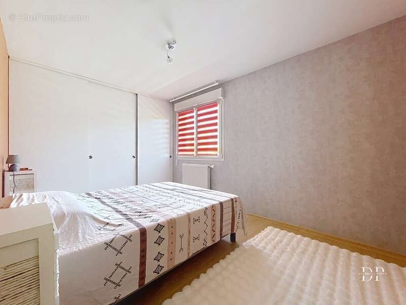 Appartement à SCIENTRIER