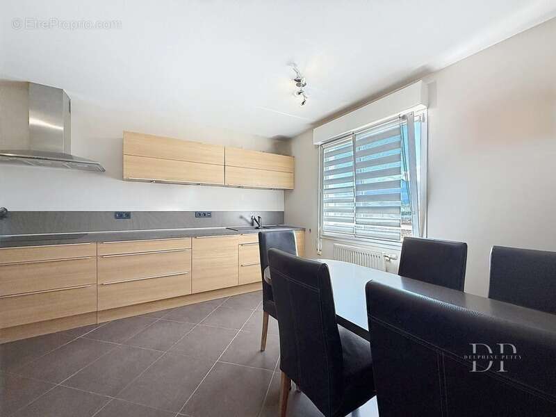 Appartement à SCIENTRIER