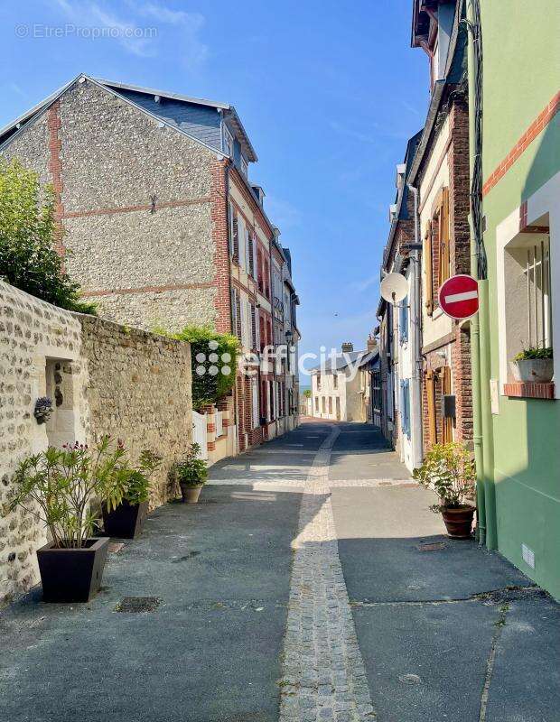 Maison à VILLERVILLE