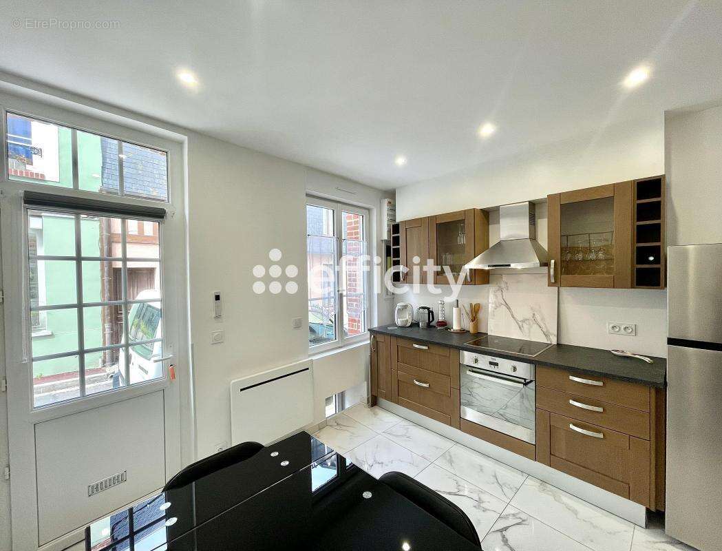 Maison à VILLERVILLE