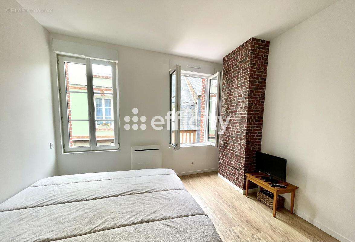 Maison à VILLERVILLE