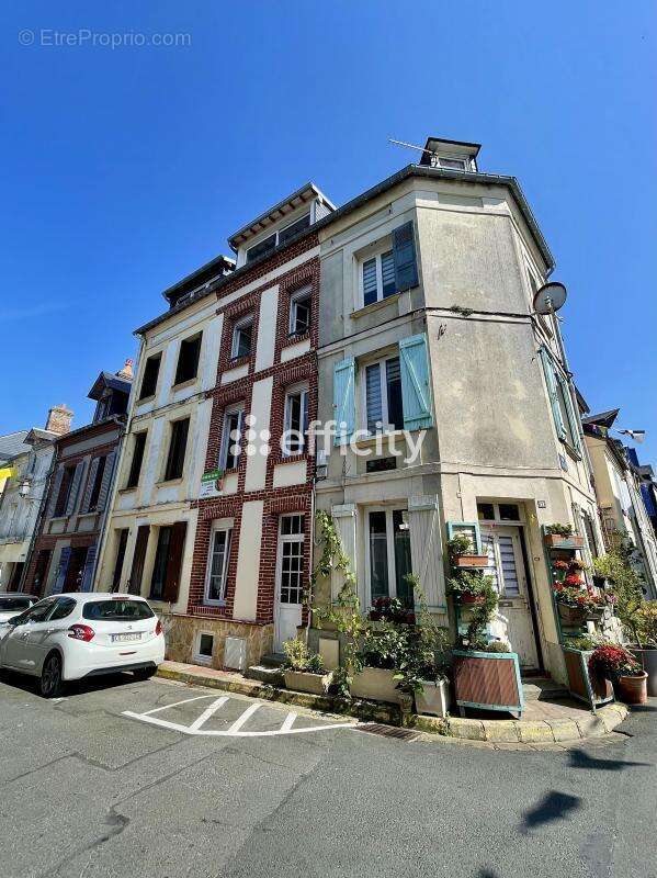 Maison à VILLERVILLE